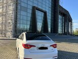 Hyundai Sonata-5