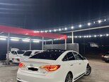 Hyundai Sonata-15