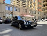 Mercedes E 240-3