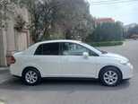 Nissan Tiida-5
