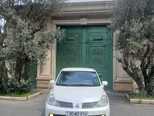 Nissan Tiida-1