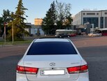 Hyundai Sonata-6