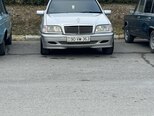 Mercedes C 200-1