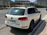 Volkswagen Touareg-3