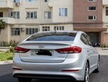 Hyundai Elantra-3