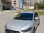 Hyundai Elantra-2