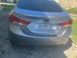 Hyundai Elantra-6