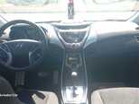 Hyundai Elantra-4