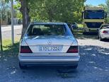 Mercedes E 220-3