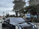 Mercedes E 270-2