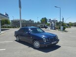Mercedes E 240-2