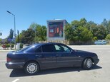 Mercedes E 240-3