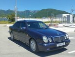 Mercedes E 240-4