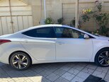 Hyundai Elantra-8