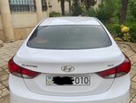 Hyundai Elantra-6