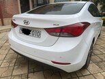 Hyundai Elantra-7