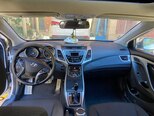 Hyundai Elantra-16