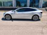 Tesla Model 3-6