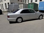 Mercedes E 270-8
