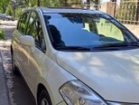 Nissan Tiida-6