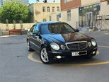 Mercedes E 220-2
