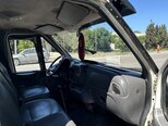 Ford Transit-8