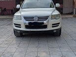 Volkswagen Touareg-2