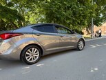 Hyundai Elantra-6