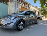 Hyundai Elantra-12