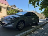 Hyundai Elantra-9