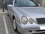 Mercedes E 270-3