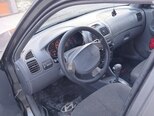 Hyundai Accent-4