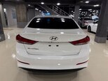 Hyundai Elantra-5