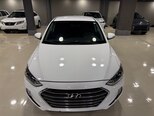 Hyundai Elantra-12