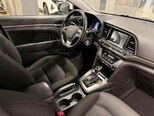 Hyundai Elantra-9