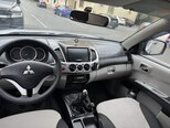 Mitsubishi L200-9