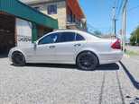 Mercedes E 270-4