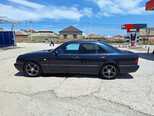 Mercedes E 240-8