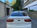 Kia Rio-5