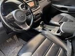 Kia Sorento-8