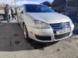 Volkswagen Jetta-17