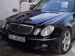 Mercedes E 200-1