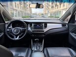 Kia Carens-9