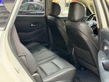 Kia Carens-8