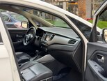 Kia Carens-7