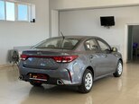 Kia Rio-5