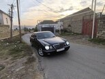Mercedes E 220-10