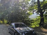 Mercedes E 220-1