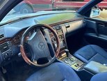 Mercedes E 280-10