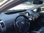 Toyota Prius-4